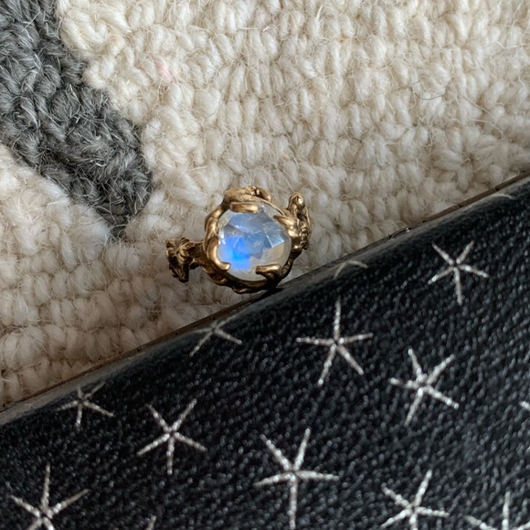 Dreamy Handmade Moon Stone Ring 🌙 - Picture 1 of 7